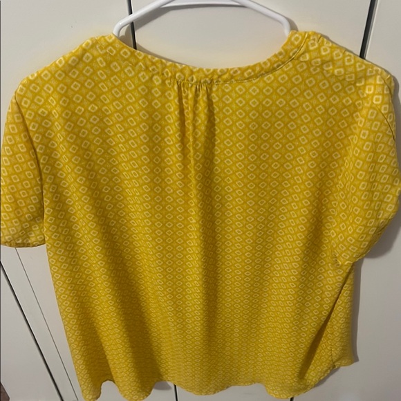 Eileen Fisher Yellow Flutter Sleeve Blouse - Picture 3 of 3